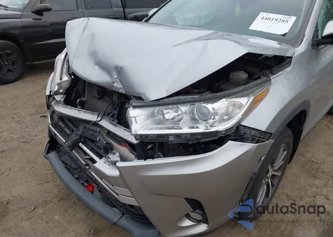 2019 Toyota Highlander Xle из США, поврежденный, VIN 5TDJZRFHXKS572804
